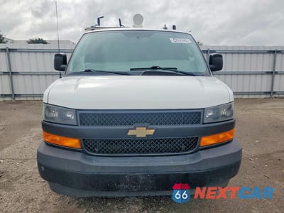 Piąte zdjęcie samochodu w środku: 2019 CHEVROLET EXPRESS G2500 VIN:1GCWGAFG3K1238292 - miniatura