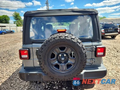 Zdjęcie 6 z 12 samochodu: 2022 JEEP WRANGLER SPORT VIN:1C4GJXAN4NW174799 - miniatura