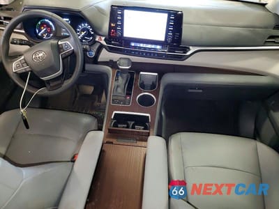 Zdjęcie 8 z 14 samochodu: 2024 TOYOTA SIENNA XLE 7-PASSENGER VIN:5TDYSKFC1RS118806 - miniatura