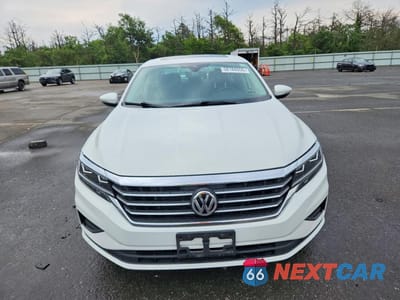 Piąte zdjęcie samochodu w środku: 2021 VOLKSWAGEN PASSAT SE VIN:1VWSA7A32MC006195 - miniatura