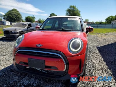Piąte zdjęcie samochodu w środku: 2022 MINI COOPER VIN:WMW33DH03N2P66278 - miniatura