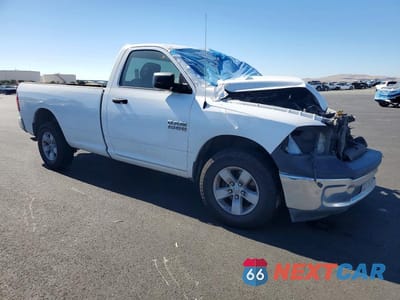 Czwarte zdjęcie samochodu z boku: 2018 RAM 1500 ST VIN:3C6JR6DG7JG137641 - miniatura