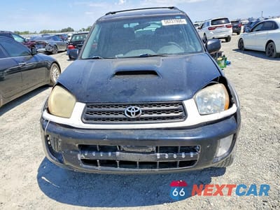 Piąte zdjęcie samochodu w środku: 2001 TOYOTA RAV4 BASE VIN:JTEHH20V510054085 - miniatura