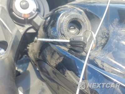 Zdjęcie 8 z 9 samochodu: 2024 KAWASAKI EX650 R VIN:ML5EXER11RDAD4862 - miniatura