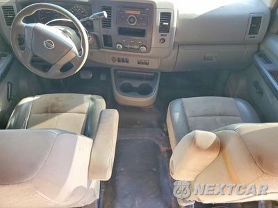 Zdjęcie 8 z 13 samochodu: 2014 NISSAN NV 1500 VIN:1N6BF0KX3EN101736 - miniatura
