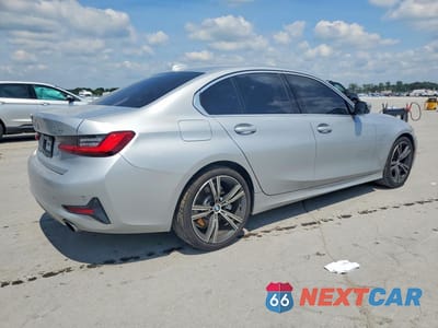 Trzecie zdjęcie samochodu z tyłu: 2019 BMW 330I VIN:WBA5R1C56KAK11934 - miniatura