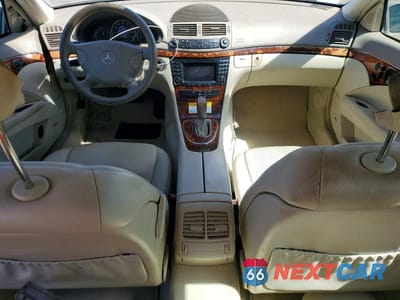 Zdjęcie 8 z 12 samochodu: 2004 MERCEDES-BENZ E 320 VIN:WDBUF65J54A533416 - miniatura