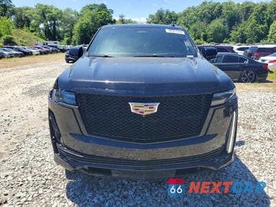 Piąte zdjęcie samochodu w środku: 2023 CADILLAC ESCALADE SPORT VIN:1GYS4EKL6PR447577 - miniatura