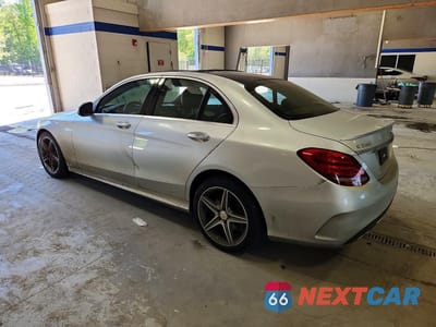 Drugie zdjęcie samochodu z przodu: 2015 MERCEDES-BENZ C 300 4MATIC VIN:55SWF4KB1FU095417 - miniatura