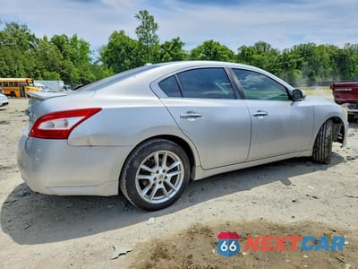 Trzecie zdjęcie samochodu z tyłu: 2011 NISSAN MAXIMA 3.5 S VIN:1N4AA5AP6BC864939 - miniatura