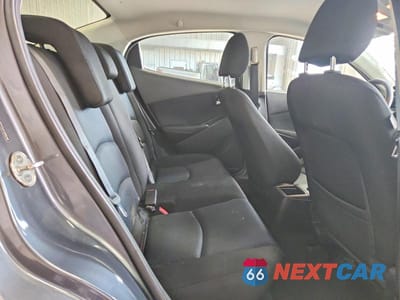 Zdjęcie 10 z 12 samochodu: 2018 TOYOTA YARIS IA BASE VIN:3MYDLBYV3JY326548 - miniatura