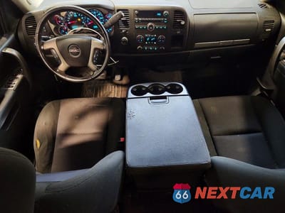 Zdjęcie 8 z 12 samochodu: 2013 GMC SIERRA K1500 SLE VIN:1GTR2VE73DZ212560 - miniatura