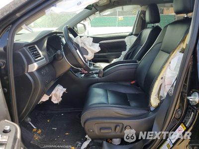 Zdjęcie 7 z 12 samochodu: 2019 TOYOTA HIGHLANDER XLE VIN:5TDJZRFH9KS608742 - miniatura
