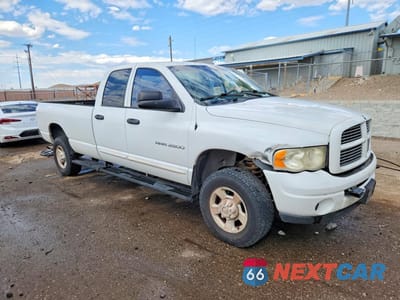 Czwarte zdjęcie samochodu z boku: 2004 DODGE RAM 2500 ST VIN:3D7KU28CX4G139745 - miniatura