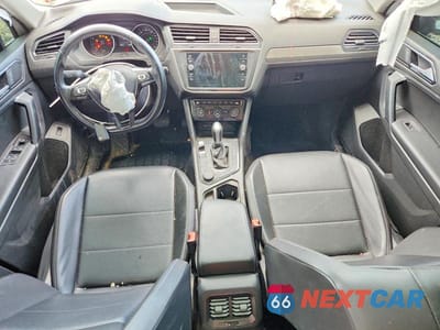 Zdjęcie 8 z 12 samochodu: 2018 VOLKSWAGEN TIGUAN SE VIN:3VV2B7AX4JM003085 - miniatura