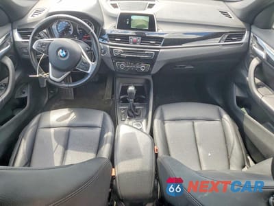 Zdjęcie 8 z 13 samochodu: 2018 BMW X1 XDRIVE28I VIN:WBXHT3C3XJ3H31297 - miniatura