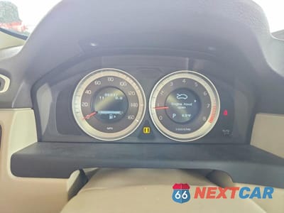 Zdjęcie 9 z 12 samochodu: 2013 VOLVO XC70 T6 VIN:YV4902BZ0D1163114 - miniatura