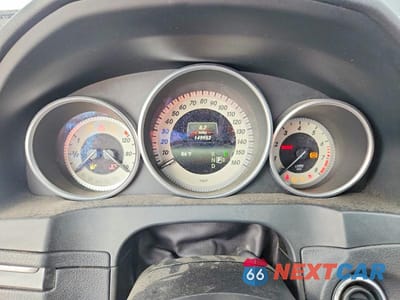 Zdjęcie 9 z 12 samochodu: 2015 MERCEDES-BENZ E 400 VIN:WDDKK6FF6FF307556 - miniatura