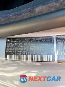 Zdjęcie 12 z 12 samochodu: 2004 BMW 325 CI VIN:WBABD33454PL04660 - miniatura