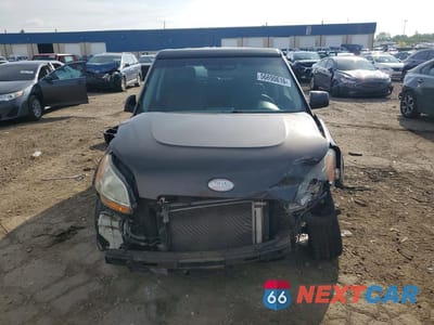 Piąte zdjęcie samochodu w środku: 2011 KIA SOUL ! VIN:KNDJT2A28B7280140 - miniatura