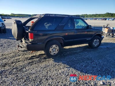 Trzecie zdjęcie samochodu z tyłu: 1999 CHEVROLET BLAZER VIN:1GNCT18W8XK175654 - miniatura