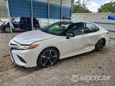 2018 TOYOTA CAMRY XSE 4T1B61HK1JU126859 - główne zdjęcie licytacji z USA - miniatura