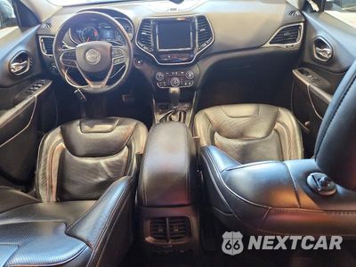Zdjęcie 8 z 13 samochodu: 2019 JEEP CHEROKEE LIMITED VIN:1C4PJLDB3KD325648 - miniatura