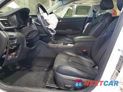 Zdjęcie 7 z 13 samochodu: 2019 KIA OPTIMA S VIN:5XXGT4L37KG370219 - miniatura