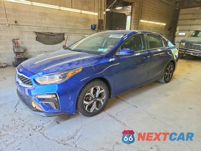 2019 KIA FORTE LXS 3KPF24AD9KE104784 - główne zdjęcie licytacji z USA - miniatura