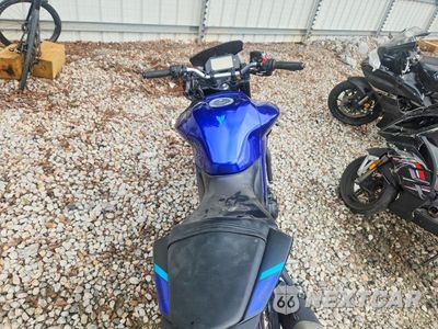 Zdjęcie 6 z 9 samochodu: 2023 YAMAHA MT-03 VIN:MH3RH20YXPK010908 - miniatura