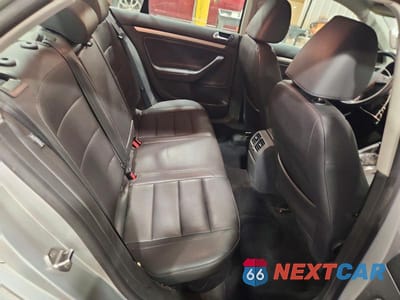 Zdjęcie 10 z 12 samochodu: 2009 VOLKSWAGEN JETTA TDI VIN:3VWAL81K49M141641 - miniatura
