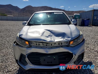 Piąte zdjęcie samochodu w środku: 2017 CHEVROLET TRAX LS VIN:KL7CJKSB0HB143855 - miniatura