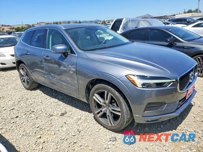 Czwarte zdjęcie samochodu z boku: 2021 VOLVO XC60 T5 MOMENTUM VIN:YV4102RK9M1846659 - miniatura