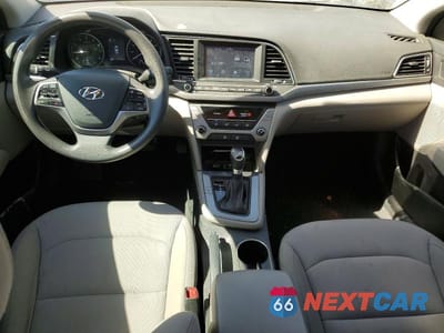 Zdjęcie 8 z 12 samochodu: 2018 HYUNDAI ELANTRA SEL VIN:5NPD84LF7JH324553 - miniatura