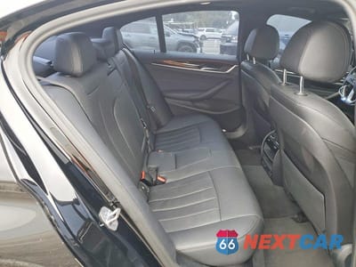 Zdjęcie 10 z 12 samochodu: 2023 BMW 530 I VIN:WBA53BH04PCM53976 - miniatura