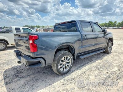 Trzecie zdjęcie samochodu z tyłu: 2021 CHEVROLET SILVERADO K1500 RST VIN:1GCUYEED4MZ426763 - miniatura