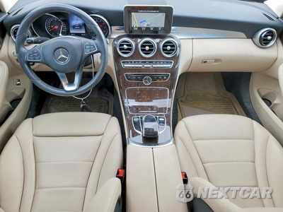 Zdjęcie 8 z 12 samochodu: 2016 MERCEDES-BENZ C 300 VIN:55SWF4JB3GU146032 - miniatura