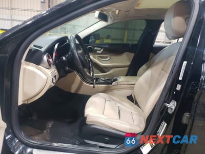 Zdjęcie 7 z 12 samochodu: 2017 MERCEDES-BENZ C 300 VIN:WDDWF4JB9HR302075 - miniatura
