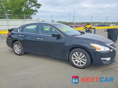 Czwarte zdjęcie samochodu z boku: 2014 NISSAN ALTIMA 2.5 S VIN:1N4AL3AP8EC195303 - miniatura
