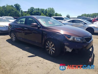 Czwarte zdjęcie samochodu z boku: 2014 KIA OPTIMA EX VIN:5XXGN4A75EG310797 - miniatura