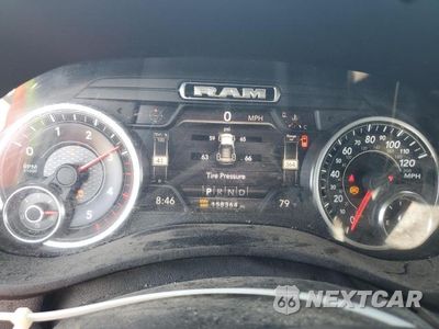 Zdjęcie 16 z 23 samochodu: 2020 RAM 2500 VIN:3C6UR5FL7LG110962 - miniatura