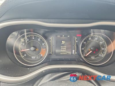 Zdjęcie 9 z 13 samochodu: 2014 JEEP CHEROKEE LATITUDE VIN:1C4PJLCS2EW103001 - miniatura