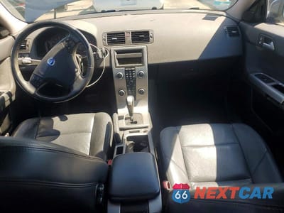 Zdjęcie 8 z 12 samochodu: 2010 VOLVO S40 2.4I VIN:YV1390MS9A2495216 - miniatura