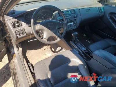 Zdjęcie 8 z 12 samochodu: 2000 HONDA ACCORD EX VIN:1HGCG2257YA035445 - miniatura