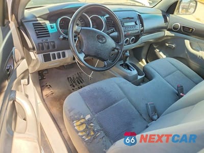 Zdjęcie 8 z 13 samochodu: 2006 TOYOTA TACOMA BASE VIN:5TENX22N96Z186524 - miniatura