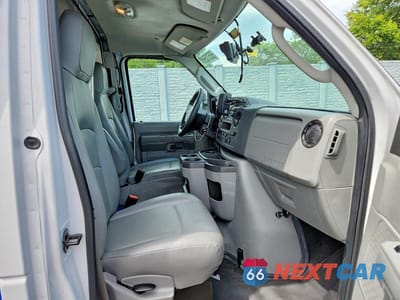 Zdjęcie 11 z 13 samochodu: 2023 FORD E350 REFRIGERATED BOX TRUCK VIN:1FDWE3FK3PDD14715 - miniatura