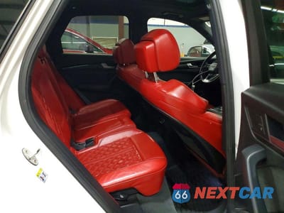 Zdjęcie 11 z 13 samochodu: 2018 AUDI SQ5 PREMIUM PLUS VIN:WA1A4AFY2J2213964 - miniatura