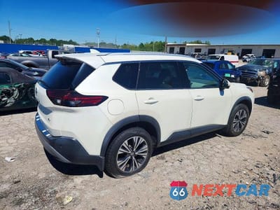 Trzecie zdjęcie samochodu z tyłu: 2021 NISSAN ROGUE SV VIN:5N1AT3BA5MC782797 - miniatura