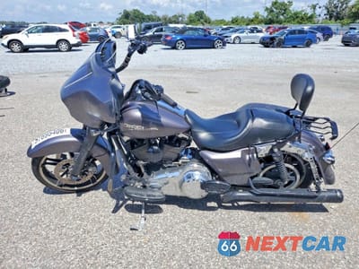 Trzecie zdjęcie samochodu z tyłu: 2015 HARLEY-DAVIDSON FLHX STREET GLIDE VIN:1HD1KBM14FB687881 - miniatura