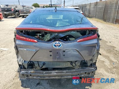 Zdjęcie 6 z 14 samochodu: 2017 TOYOTA PRIUS PRIME ADVANCED VIN:JTDKARFP4H3046715 - miniatura